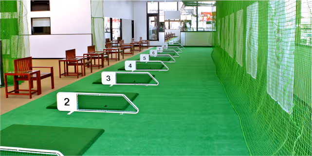 サヤップゴルフ館内